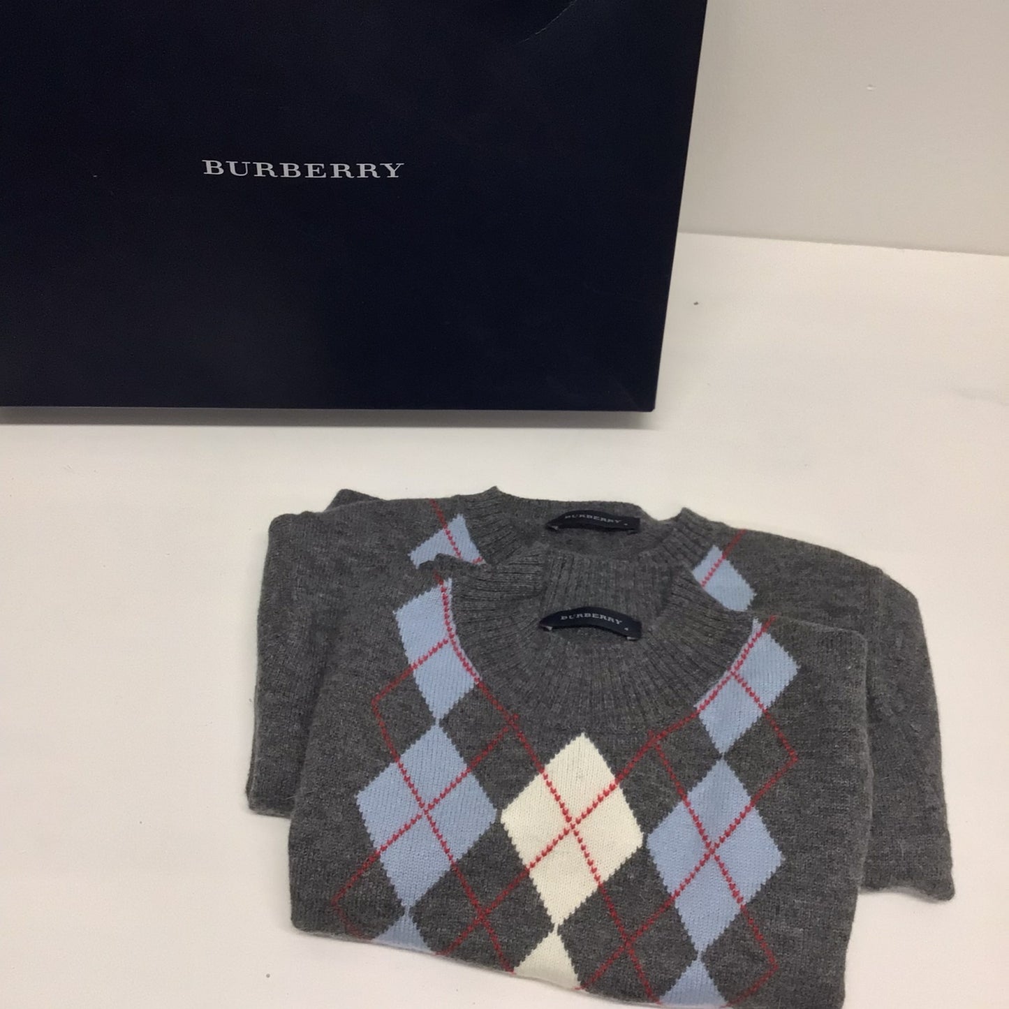 Burberry CWF Baby 2 Piece Grey Jumper Top & Cardigan Set Age 4 yrs (approx.)