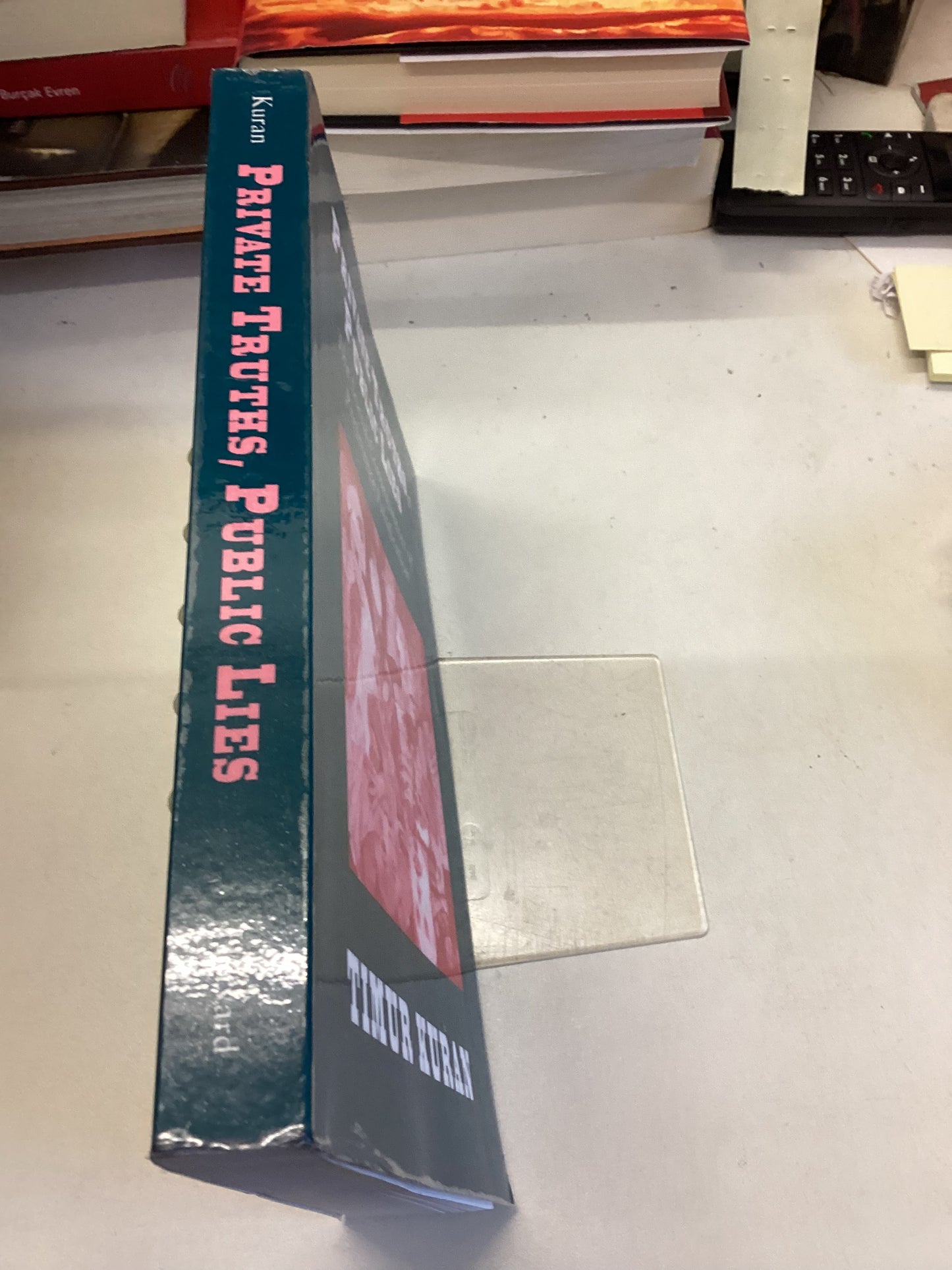 Private Truths, Public Lies The Social Consequences of Preference Falsification Timur Kuran