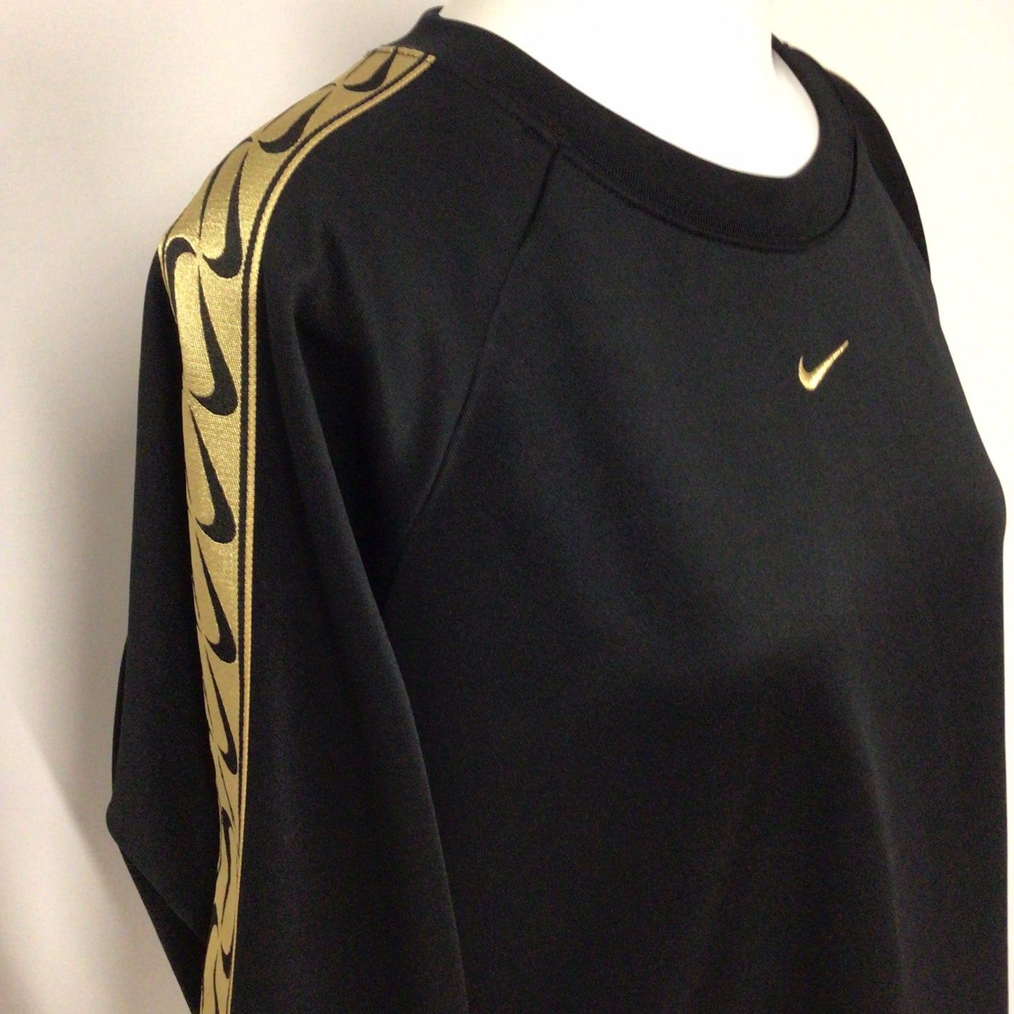 Nike Black & Gold Logo Tape Sweatshirt Size L