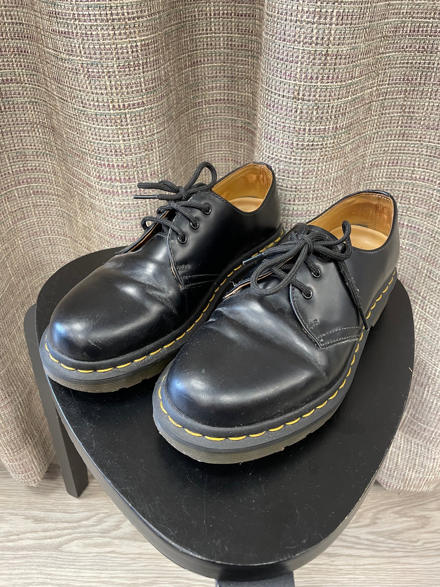Dr Doc Martens Black Leather Classic Lace Up Shoes UK 5