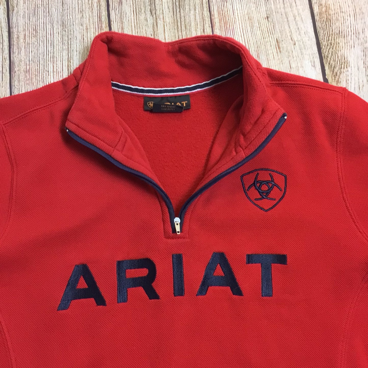 Ariat Red 1/4 Zip Sweatshirt Size M