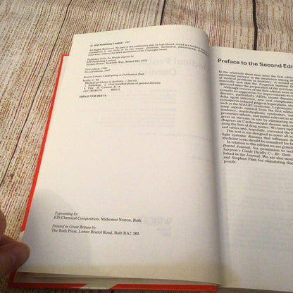Medical Problems in Dentistry by C. Sculls & RA Carson (2nd Edition, 1987)