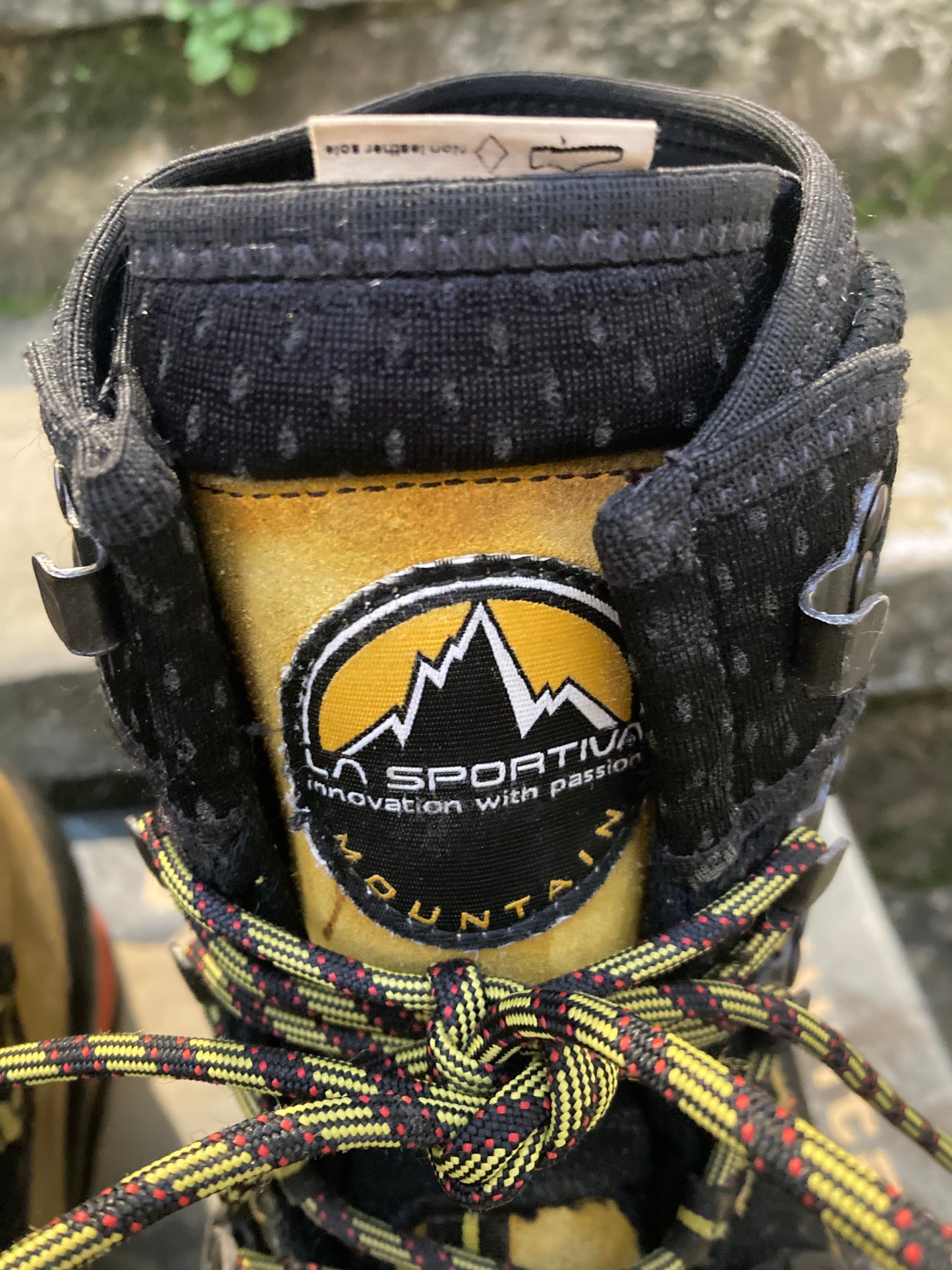 La Sportiva Yellow Mountaineering Boots Size 9.5