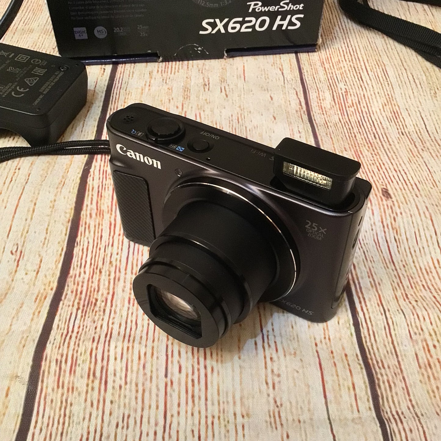 Canon PowerShot SX620 HS Wi-Fi Digital Camera w/Box & Charger