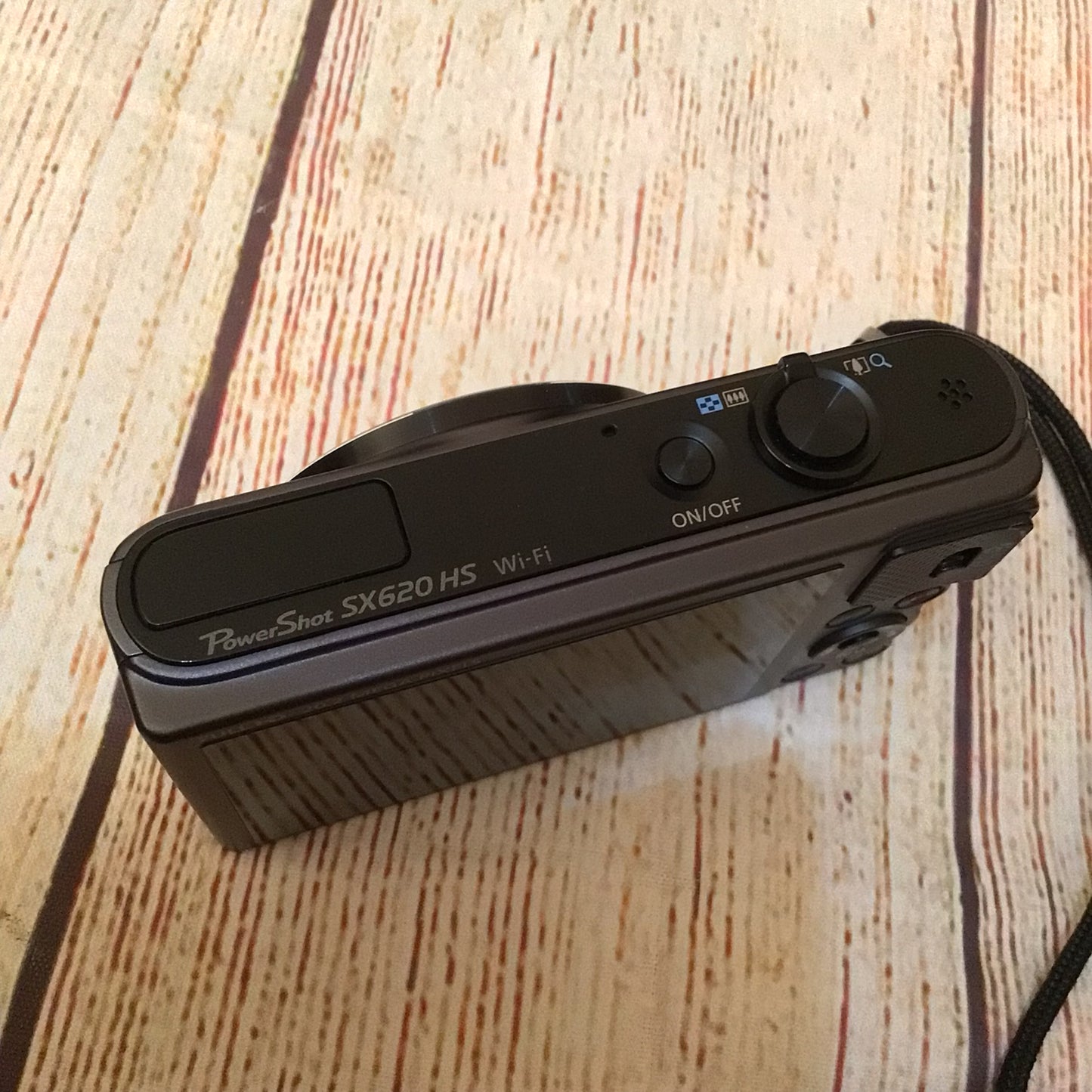 Canon PowerShot SX620 HS Wi-Fi Digital Camera w/Box & Charger