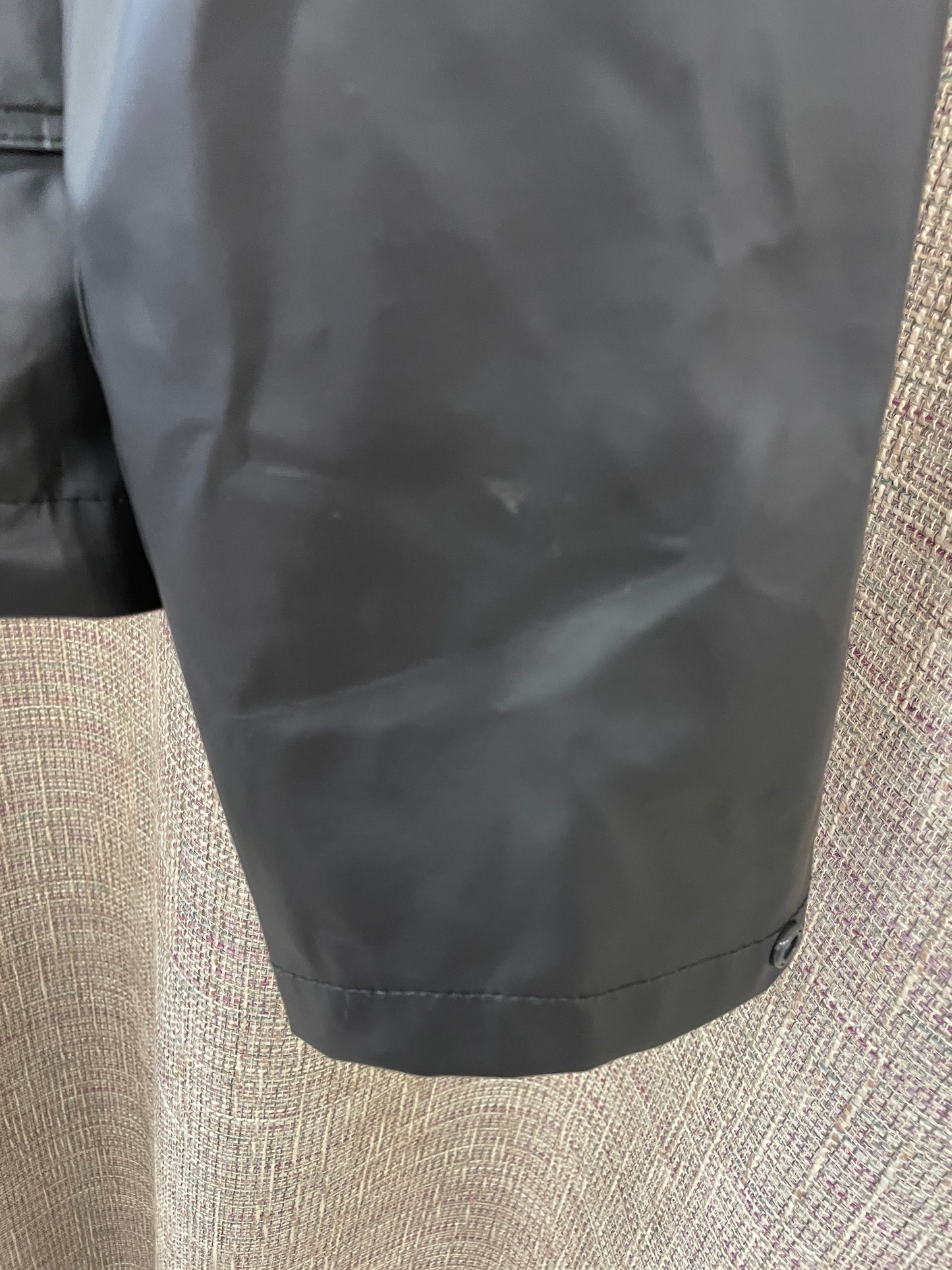 Helly Hansen Black Rain Jacket with Removable Hood 14 Large