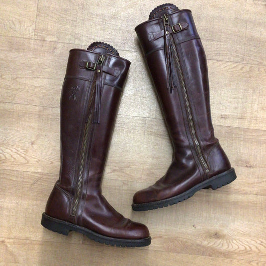 Penelope Chilvers Long Tassel Conker Brown Boots Size EU 41