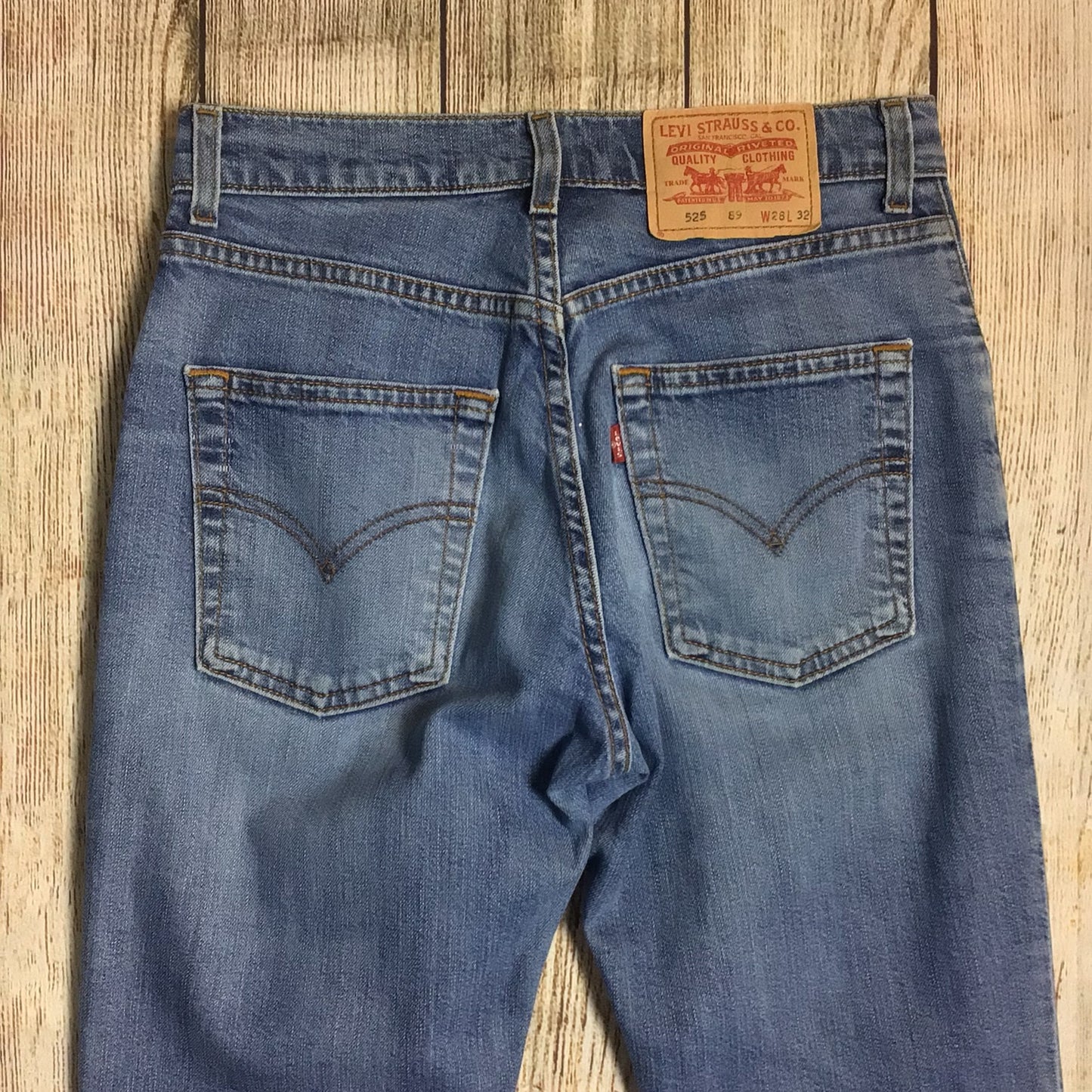 Levi's 525 Blue Bootcut Jeans Size W28 L32