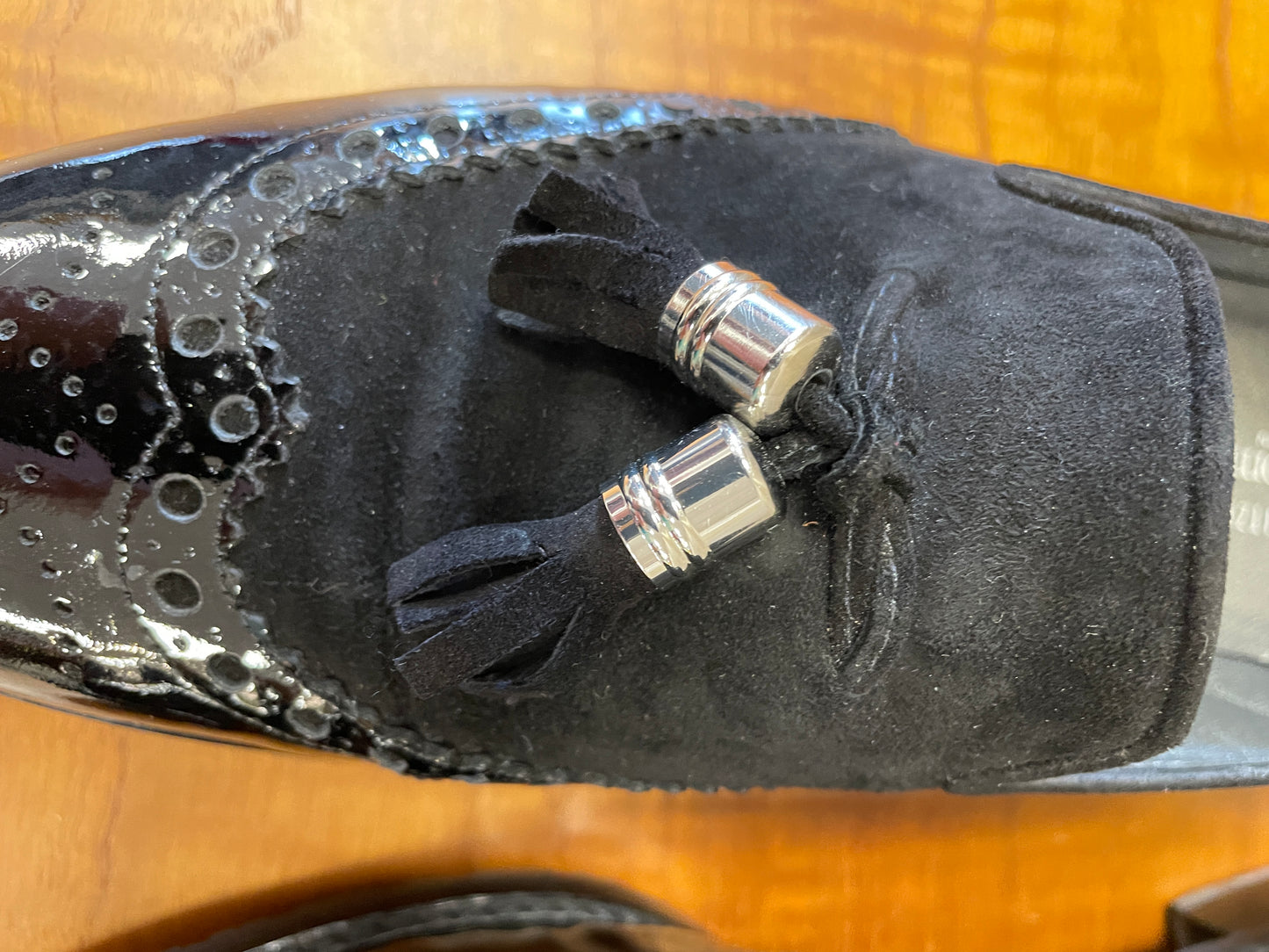 Stuart Weitzman at Russell & Bromley New with Box Black Suede Patent Brogue Tassel Loafers 8.5