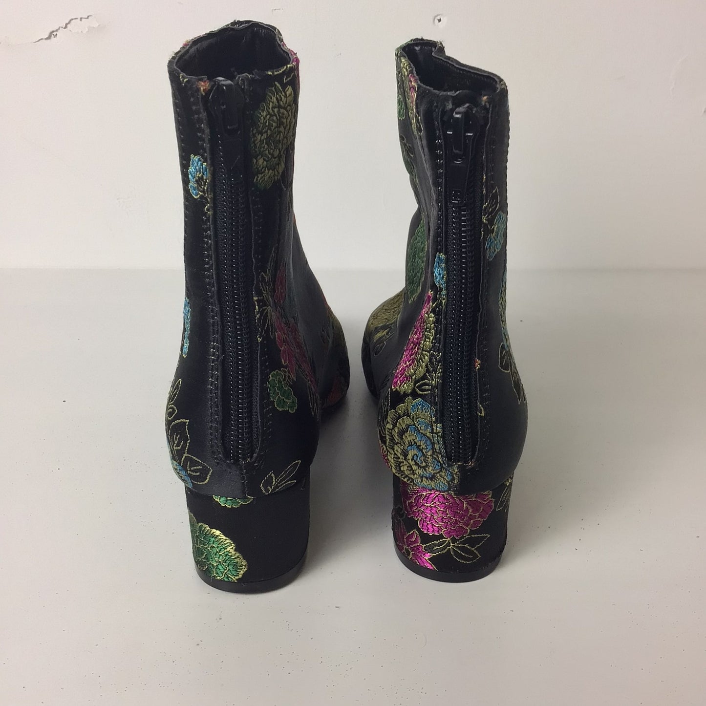 BNWT Topshop Black Floral Print High Ankle Heels Boots Size UK 4