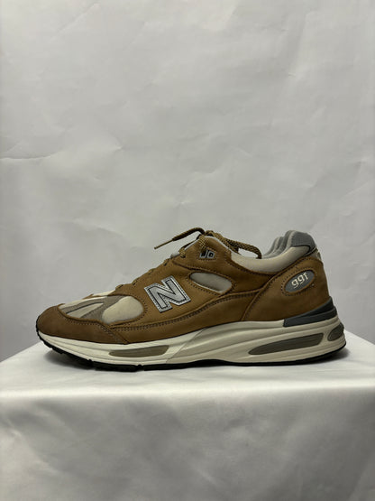 New Balance Brown and Grey Coco Mocca Suede Made In England 991 V2 Trainers 11