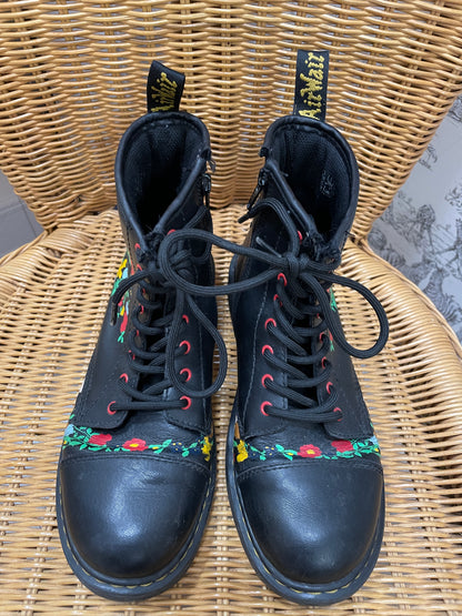 Doc Dr Martens Black Floral Print Classic Style Boots EU 38 UK 5