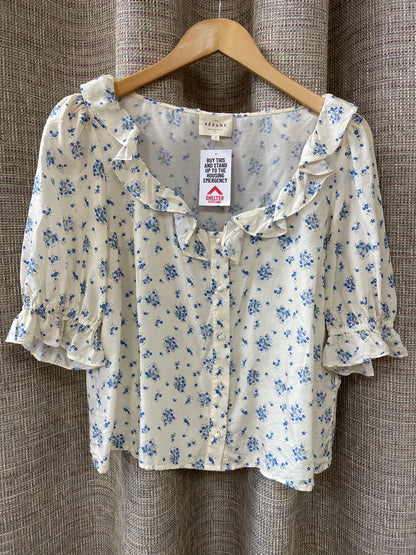 Sezane Cream Blue Ditsy Print Floral Short Sleeve Silk Blouse Top Size 40 Medium