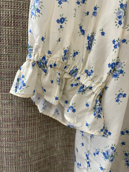 Sezane Cream Blue Ditsy Print Floral Short Sleeve Silk Blouse Top Size 40 Medium