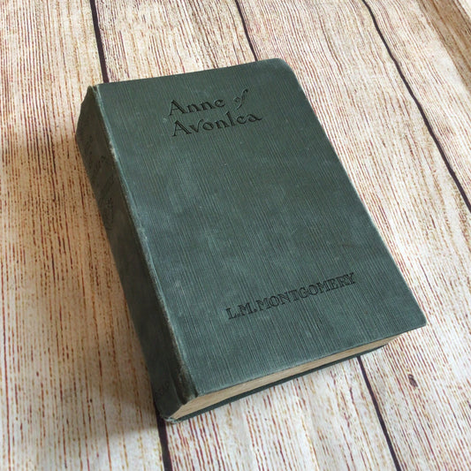 Anne of Avonlea by LM Montgomery (1925, George G. Harrap)