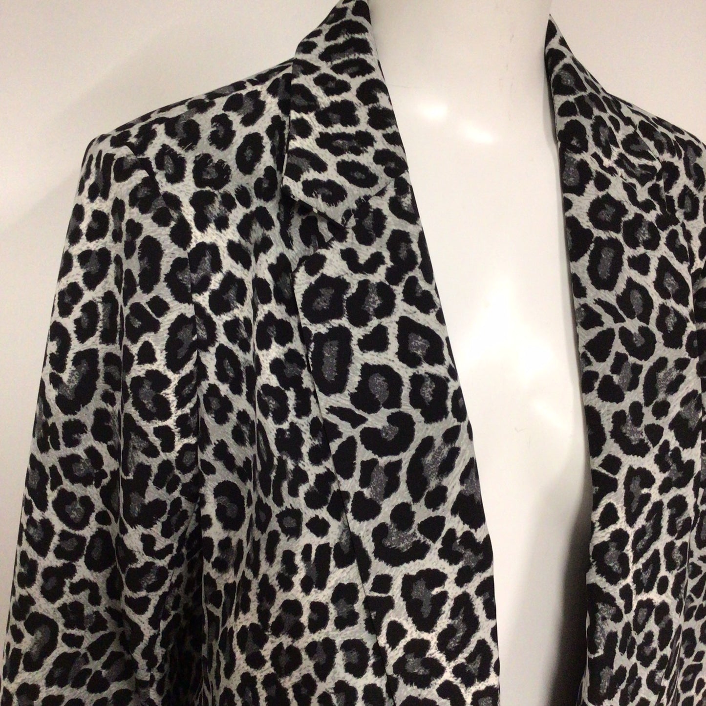 BNWT Ruth Langsford Grey Animal Print Blazer Jacket Size 12