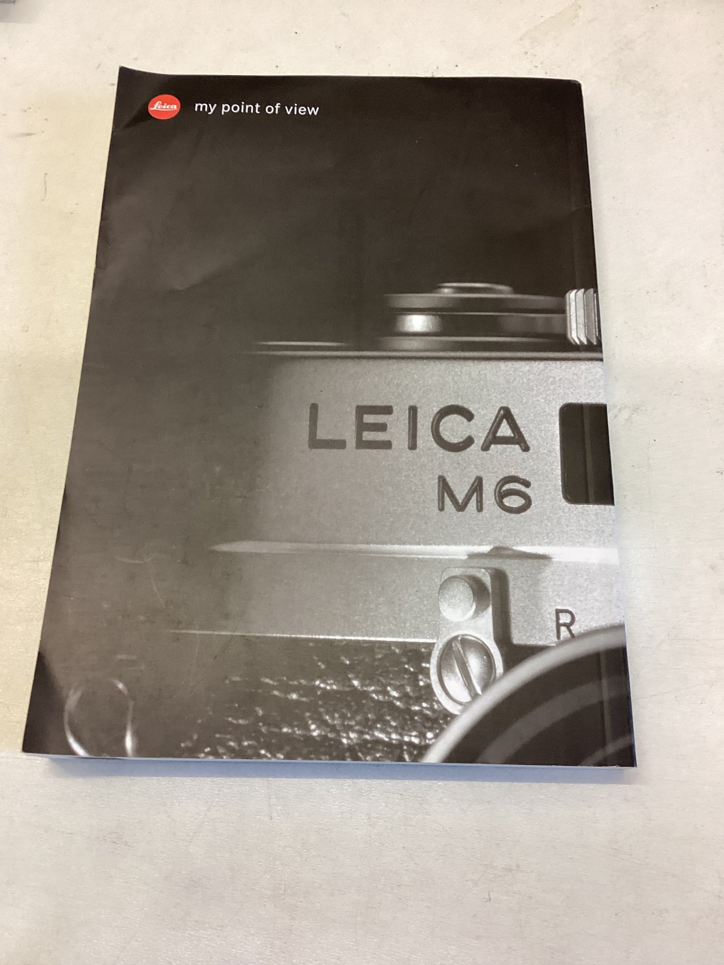 Handbook of The Leica System 2000/2001