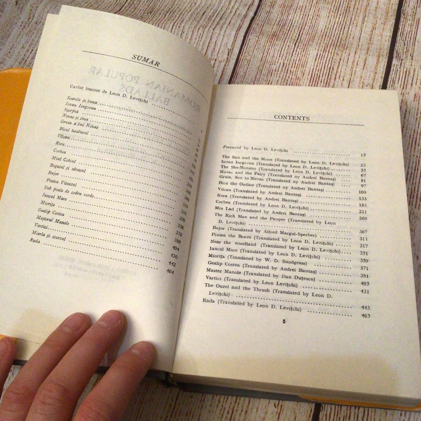 Romanian Popular Ballads, Romanian-English Bilingual Edition (Minerva Publishing)