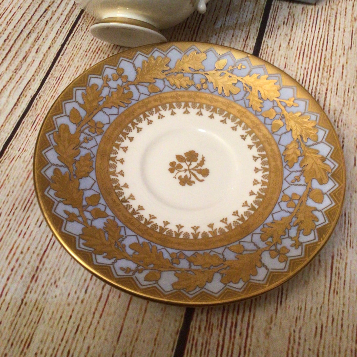 Buckingham Palace - Diamond Jubilee 2012 Teacup & Saucer (in box)