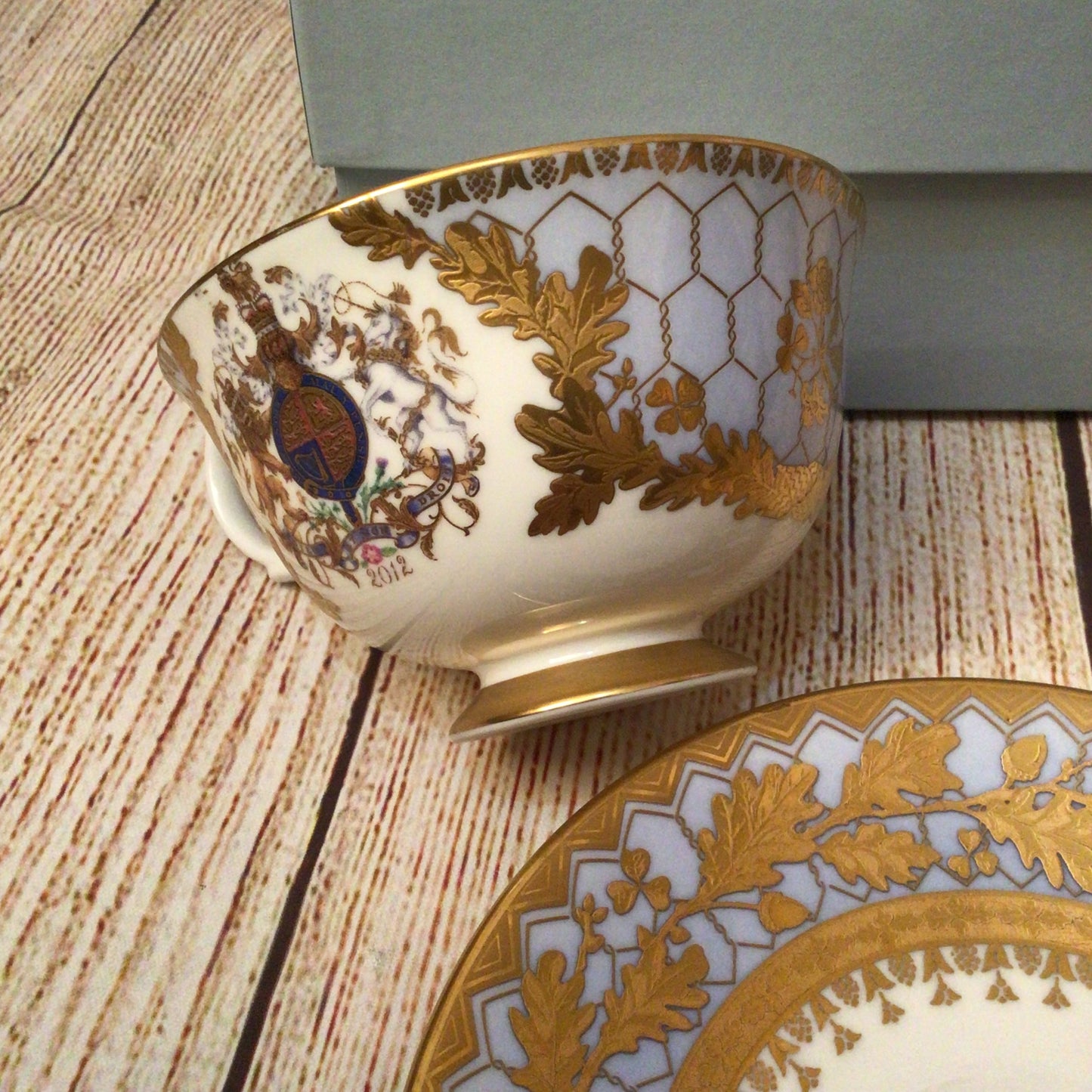 Buckingham Palace - Diamond Jubilee 2012 Teacup & Saucer (in box)