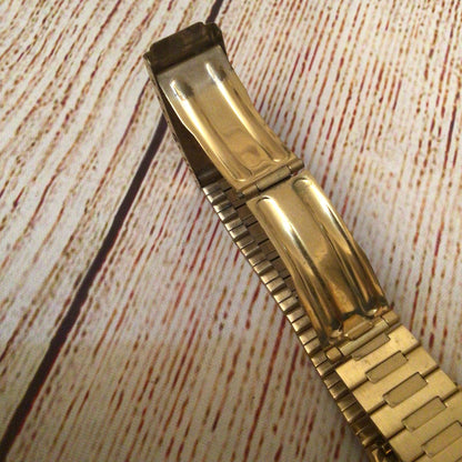 Seiko 7A48-5000 Quartz Chronograph Moon Phase Sports 100 Gold Tone Watch (untested)