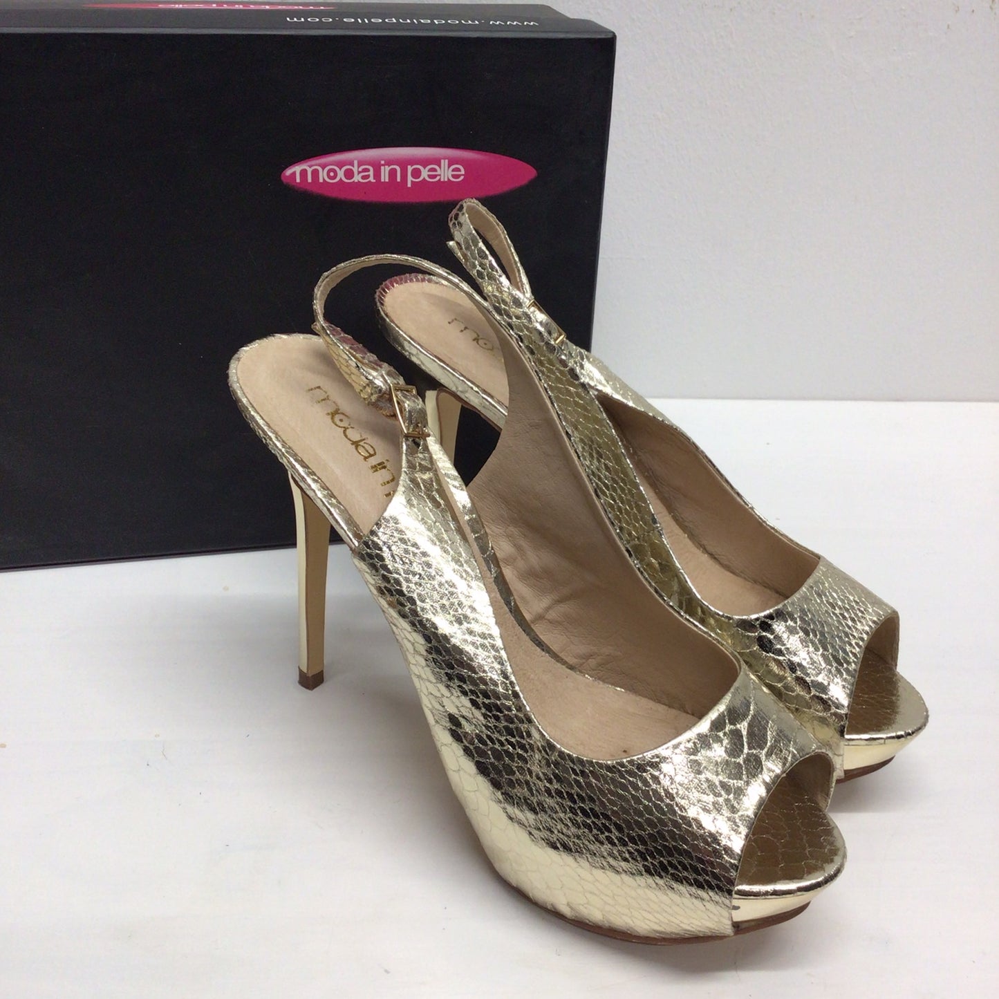 Moda in Pelle Gold Mock Snake Skin Sling Back Peep Toe Stiletto Sandals Size EU 40 (UK 7)