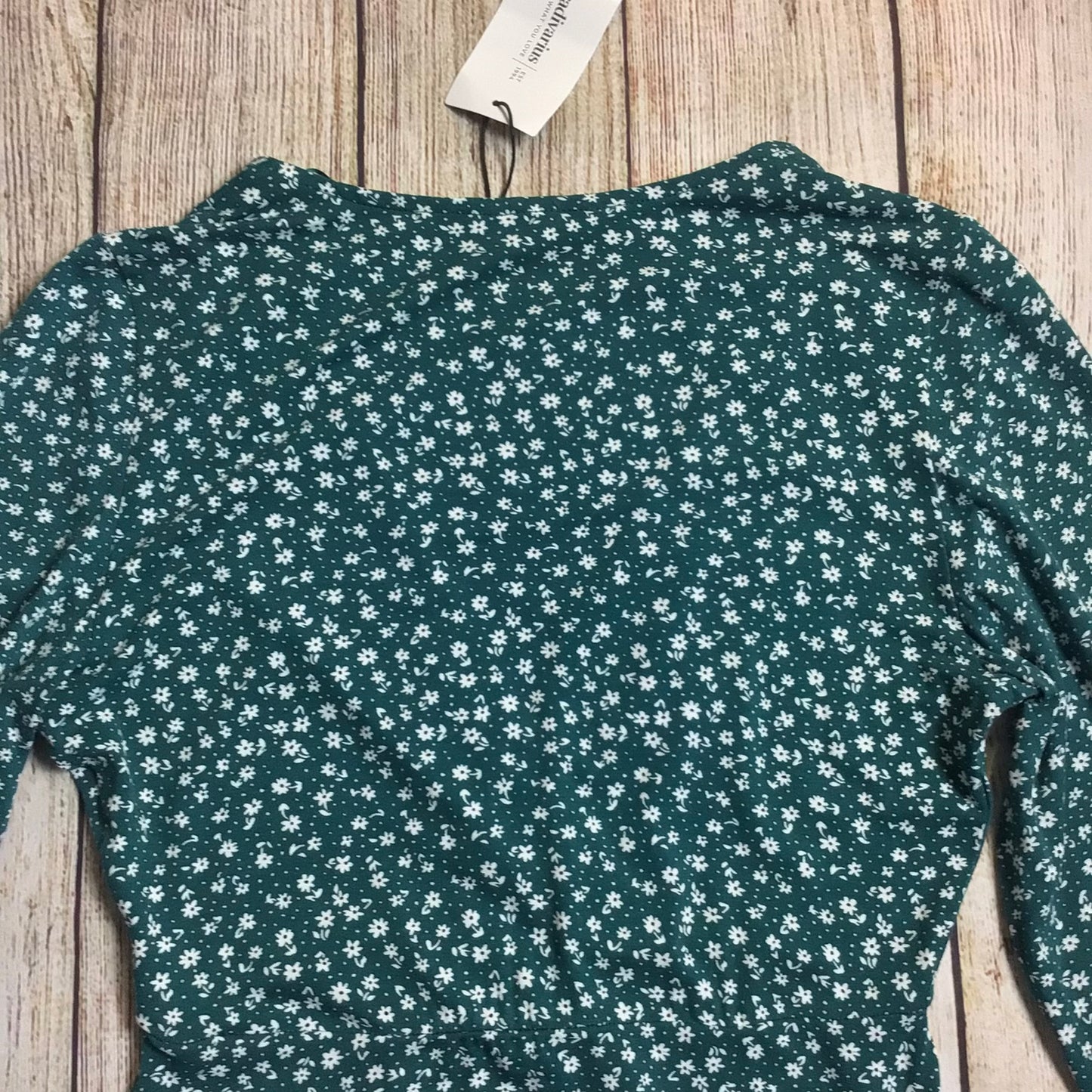 BNWT Stradivarius Green & White Long Sleeve Floral Dress Size M