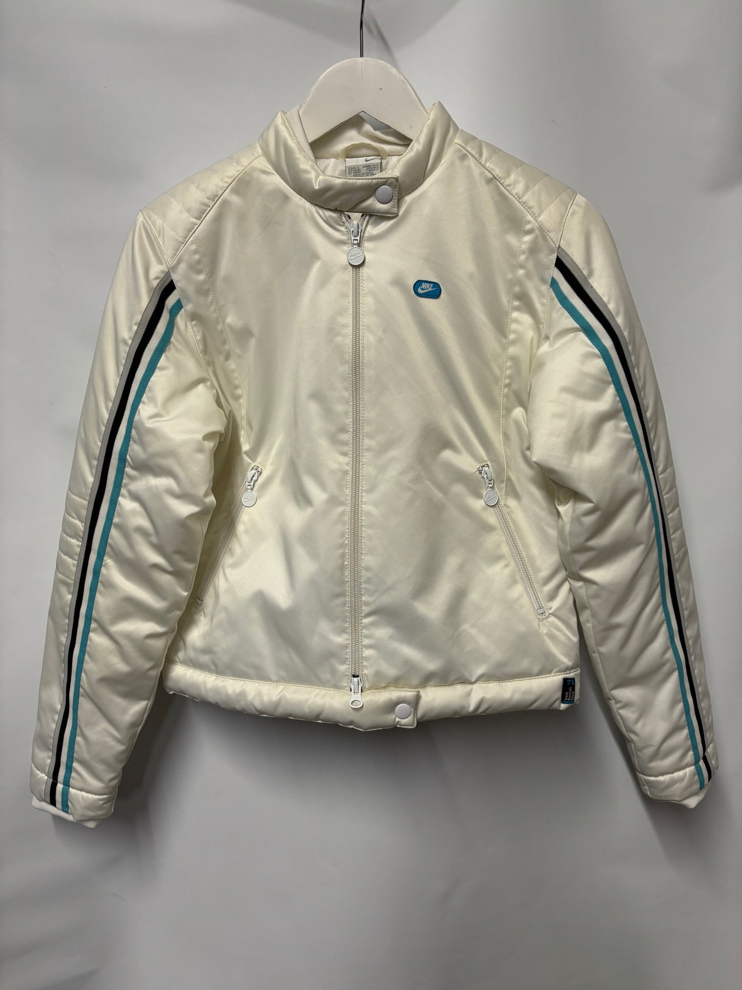 Nike White Y2K Vintage Puffer Jacket Small