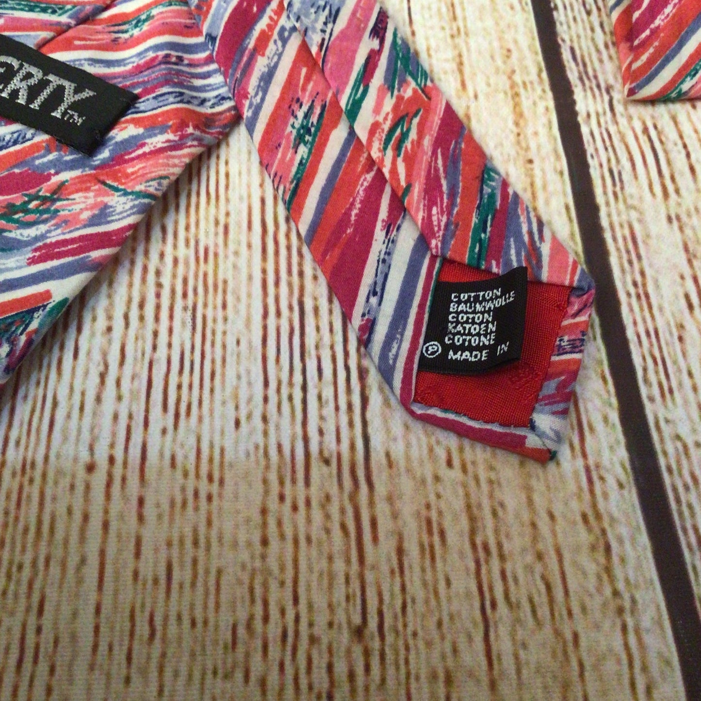 Liberty of London Tana Lawn Cotton Red Pink Multi Tie