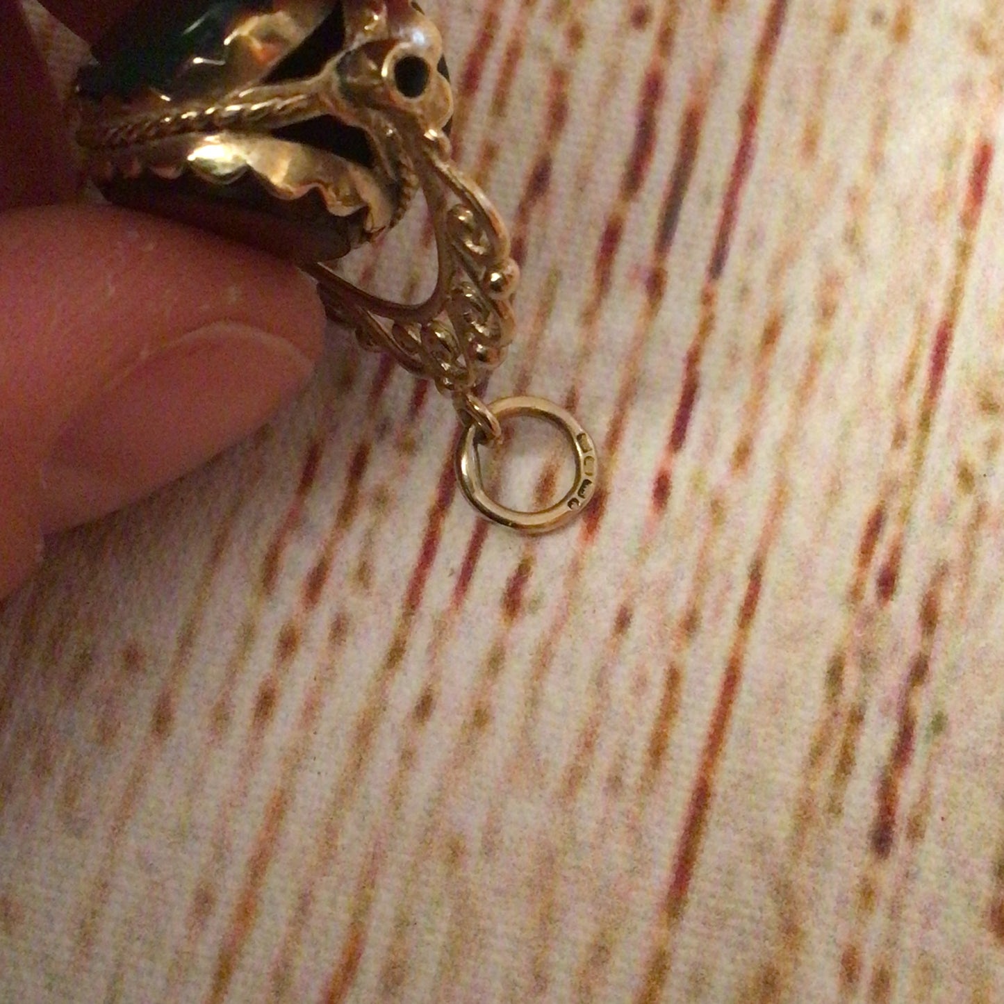 Vintage 9ct Gold 375 Onyx, Bloodstone, Carnelian Stone Spinning Fob Pendant