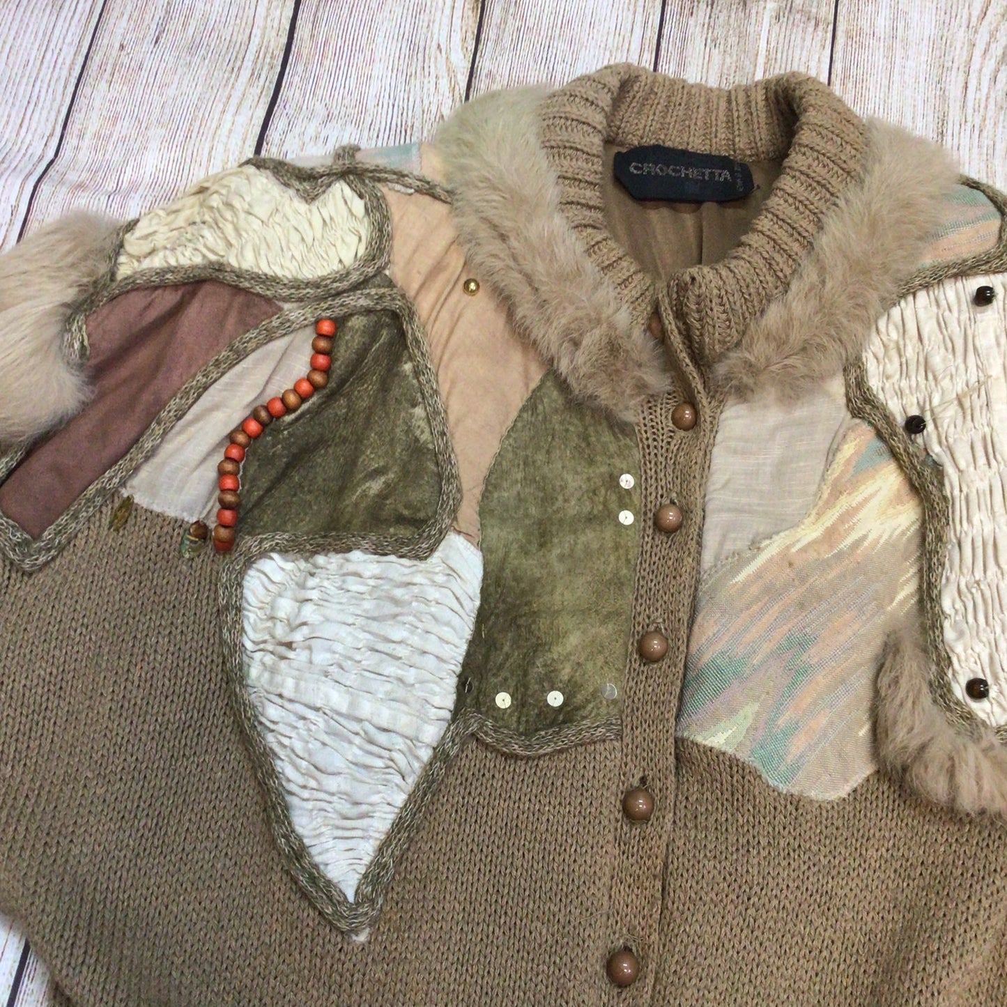 Vintage Crochetta Beige Brown Beaded Cardigan w/Shoulder Pads Size Ch44" (approx.)