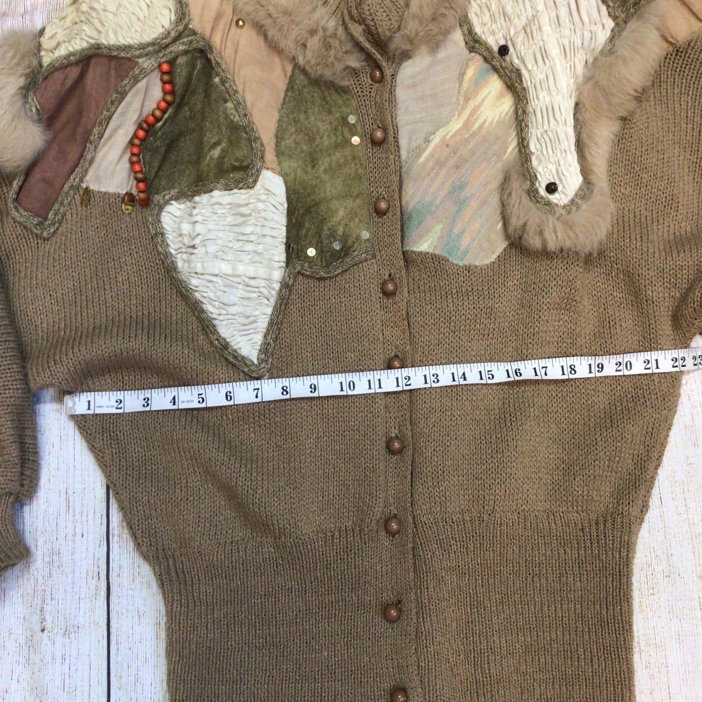 Vintage Crochetta Beige Brown Beaded Cardigan w/Shoulder Pads Size Ch44" (approx.)