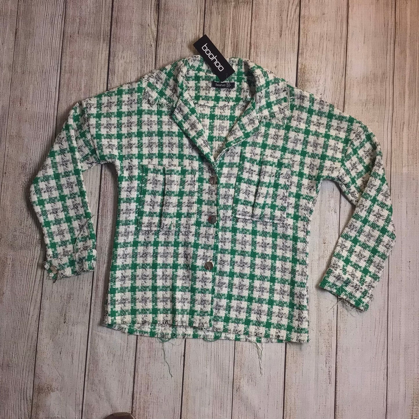 BNWT Boohoo Green & White Boucle Frayed Hem Checked Shacket Size 10