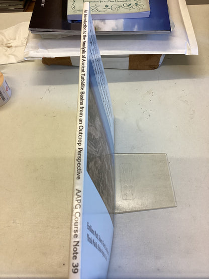 An Introduction to the Analysis of Ancient Turbidite Basins From an Outcrop Perspective