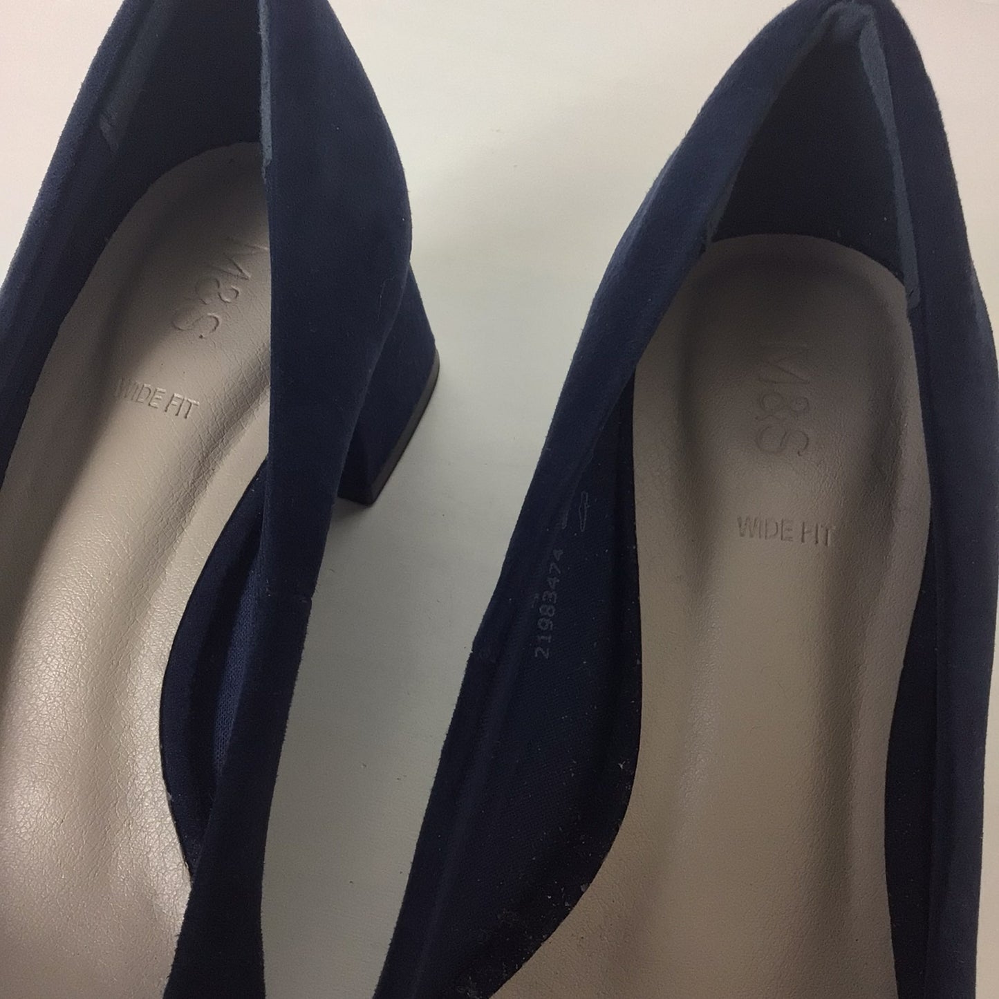 BNWT M&S Navy Blue Suedette Block Heels Wide Fit Size 5 UK