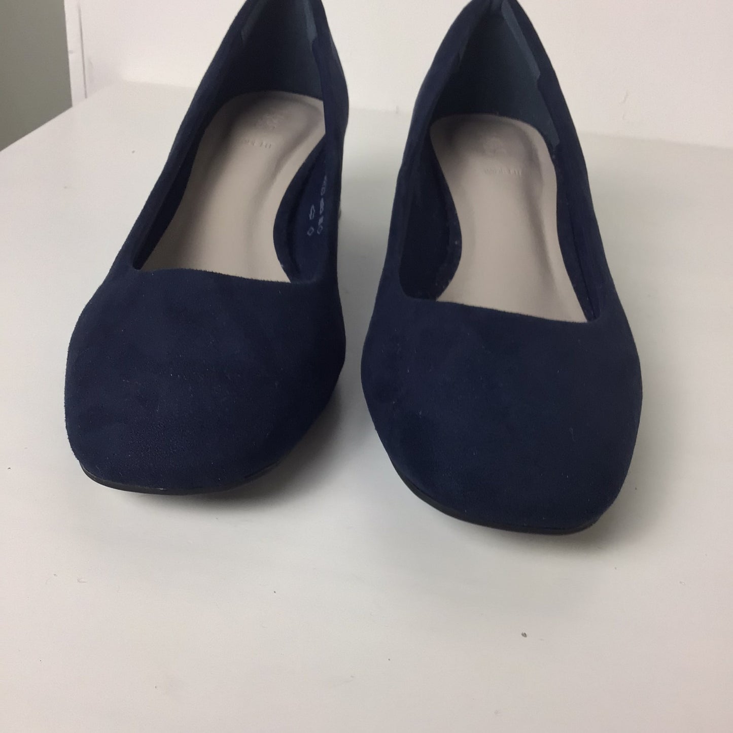 BNWT M&S Navy Blue Suedette Block Heels Wide Fit Size 5 UK