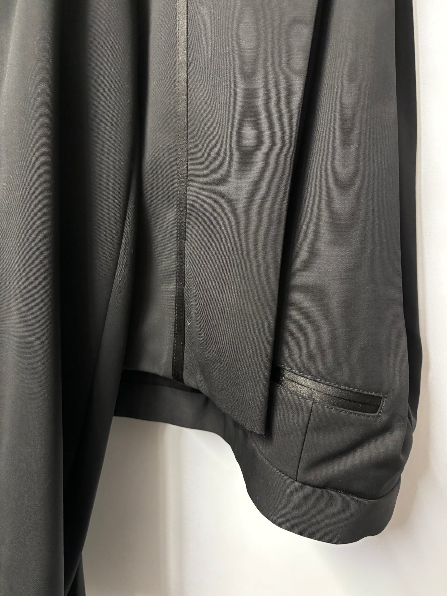 Burberry Prorsum Black Wool Slim Fit Tuxedo 44