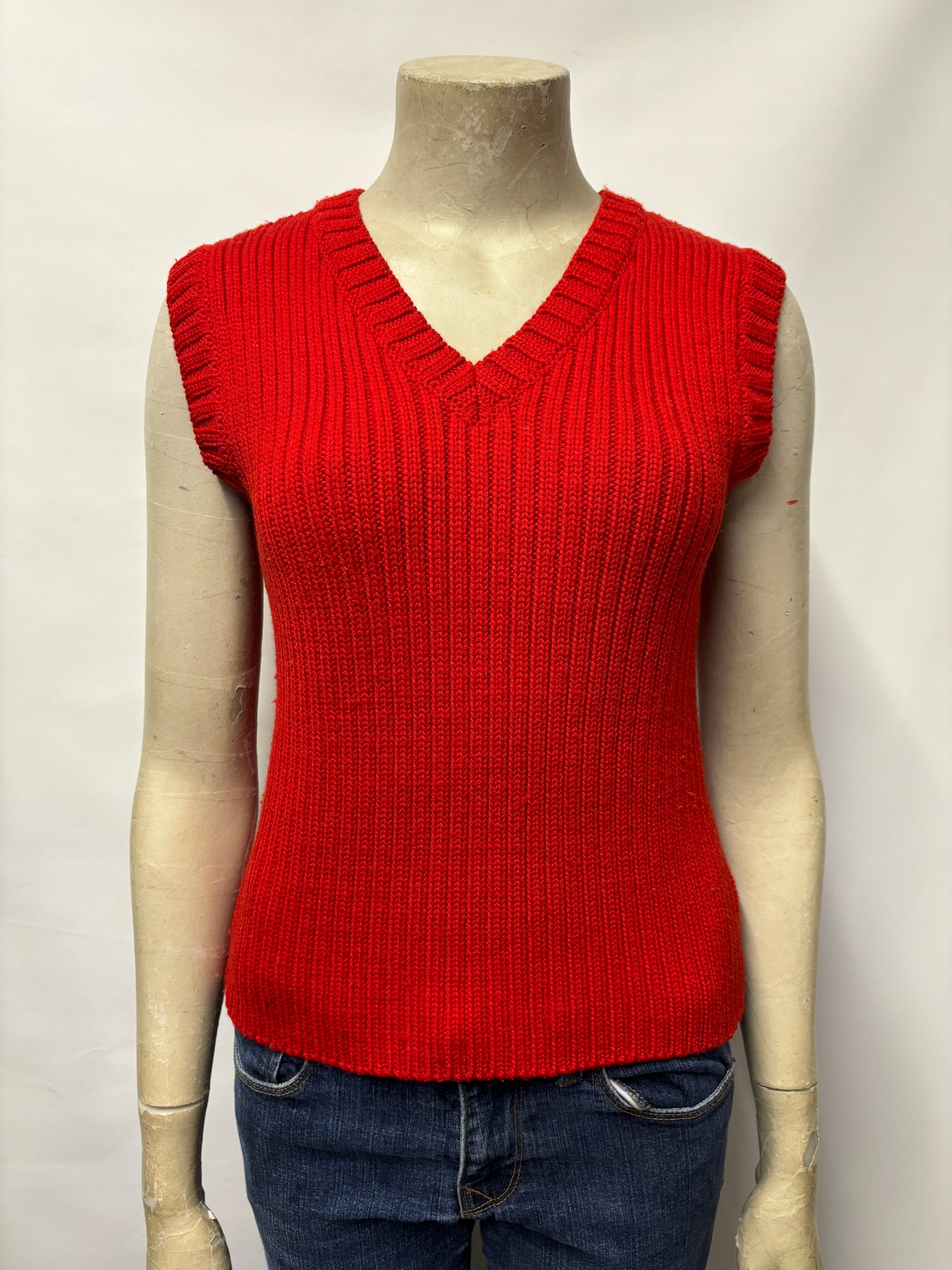 Agnes B Lolita Red Ribbed Knit Sweater Vest Medium