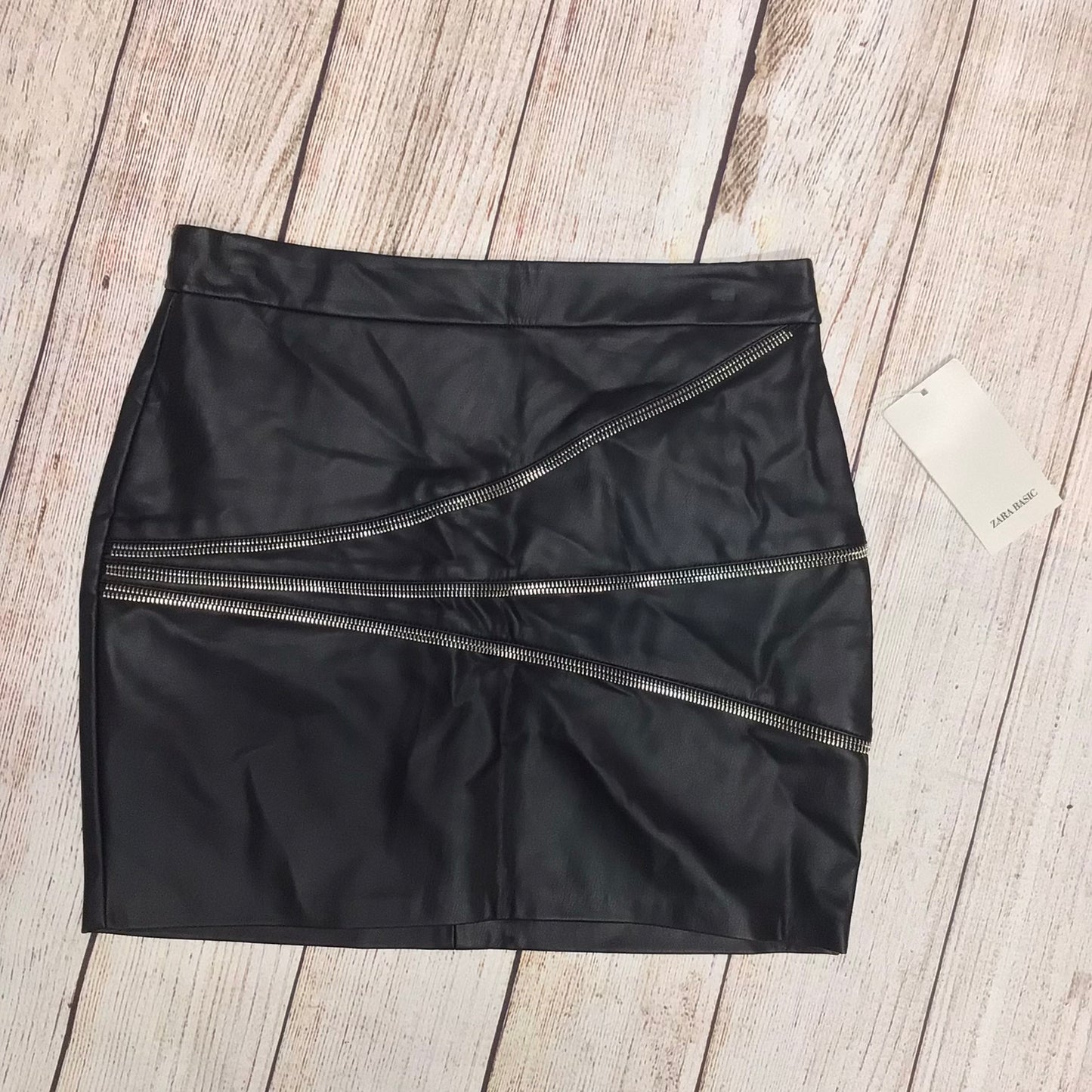 BNWT Zara Basic Black Zip Detail Pleather Mini Skirt Size S