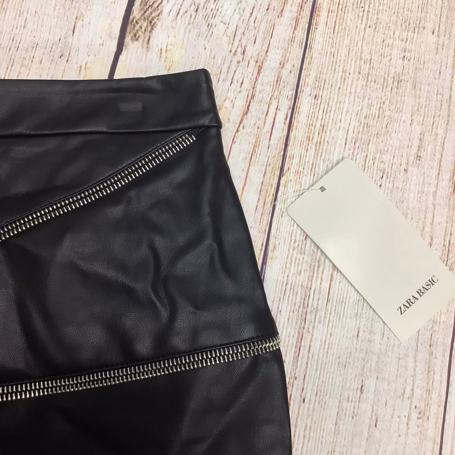 BNWT Zara Basic Black Zip Detail Pleather Mini Skirt Size S