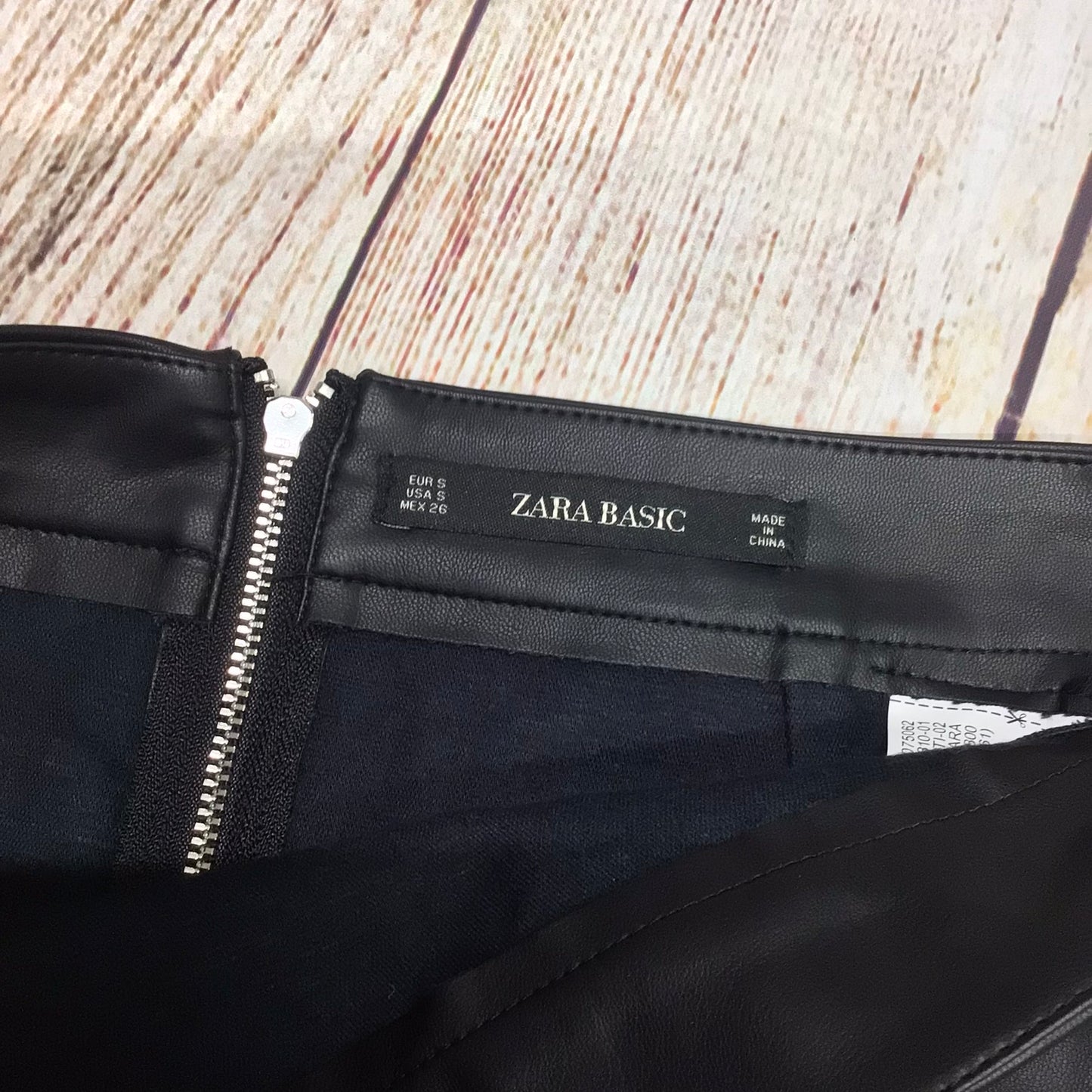 BNWT Zara Basic Black Zip Detail Pleather Mini Skirt Size S