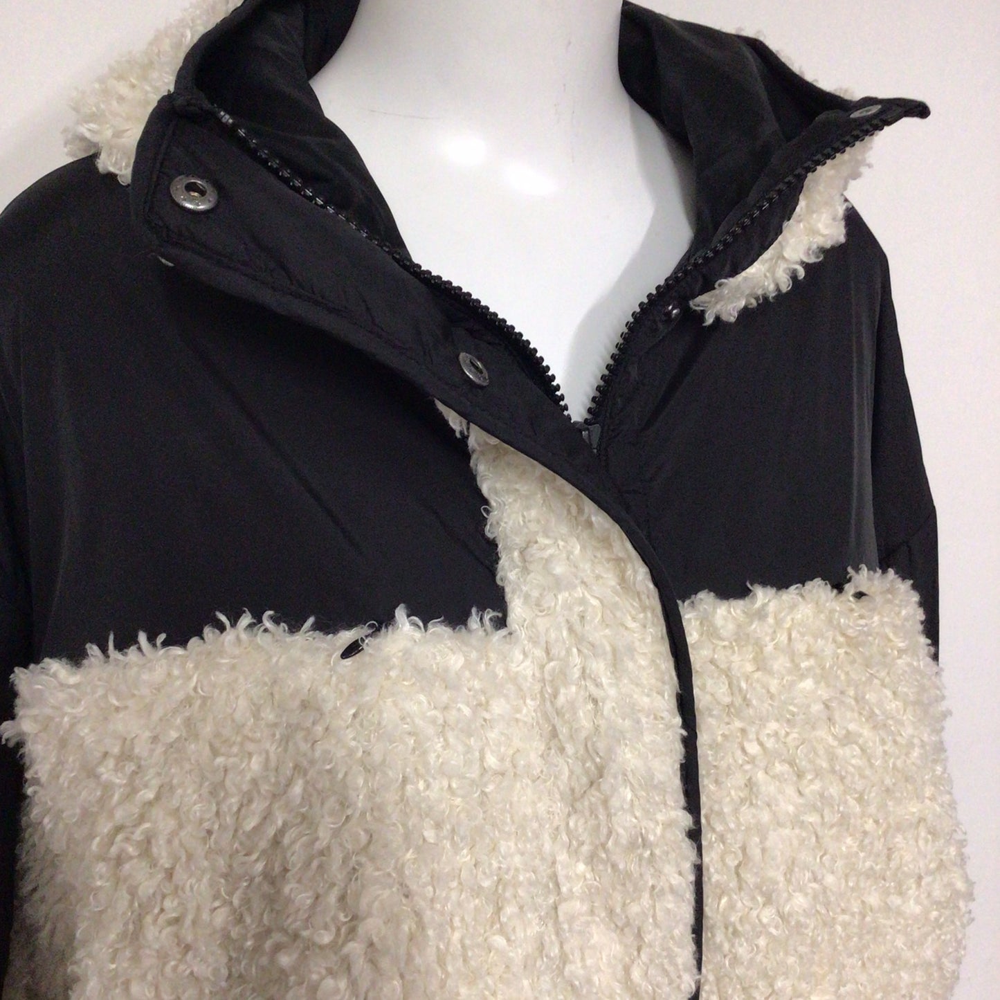 Collusion Black & Cream Nylon & Borg Mix Jacket Size 8