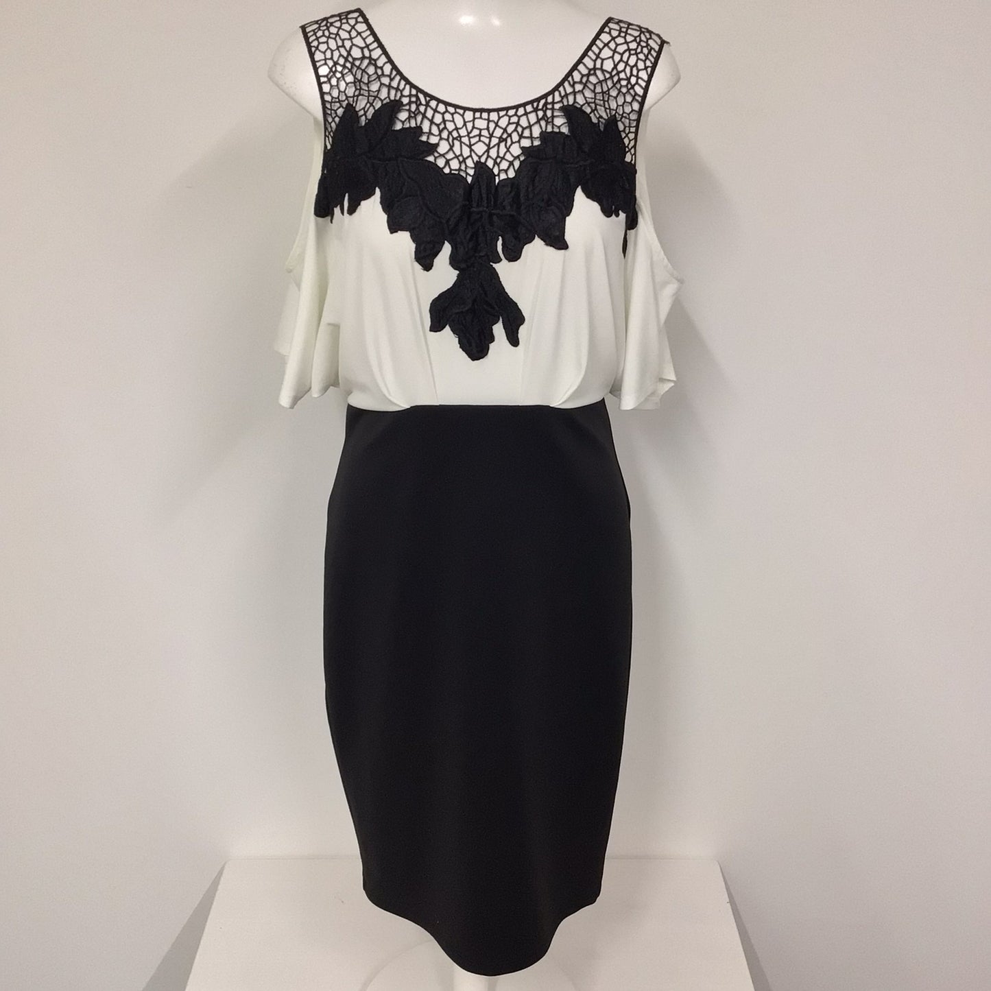 BNWT Lipsy Black & Cream Embroidered Cold Shoulder Dress Size 14