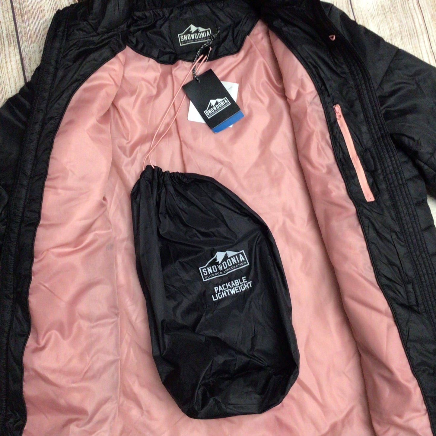 BNWT Snowdonia Black Puffer Jacket w/Stuff Sack Size 20