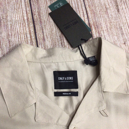 BNWT Only & Sons Beige Short Sleeve Shirt Size M