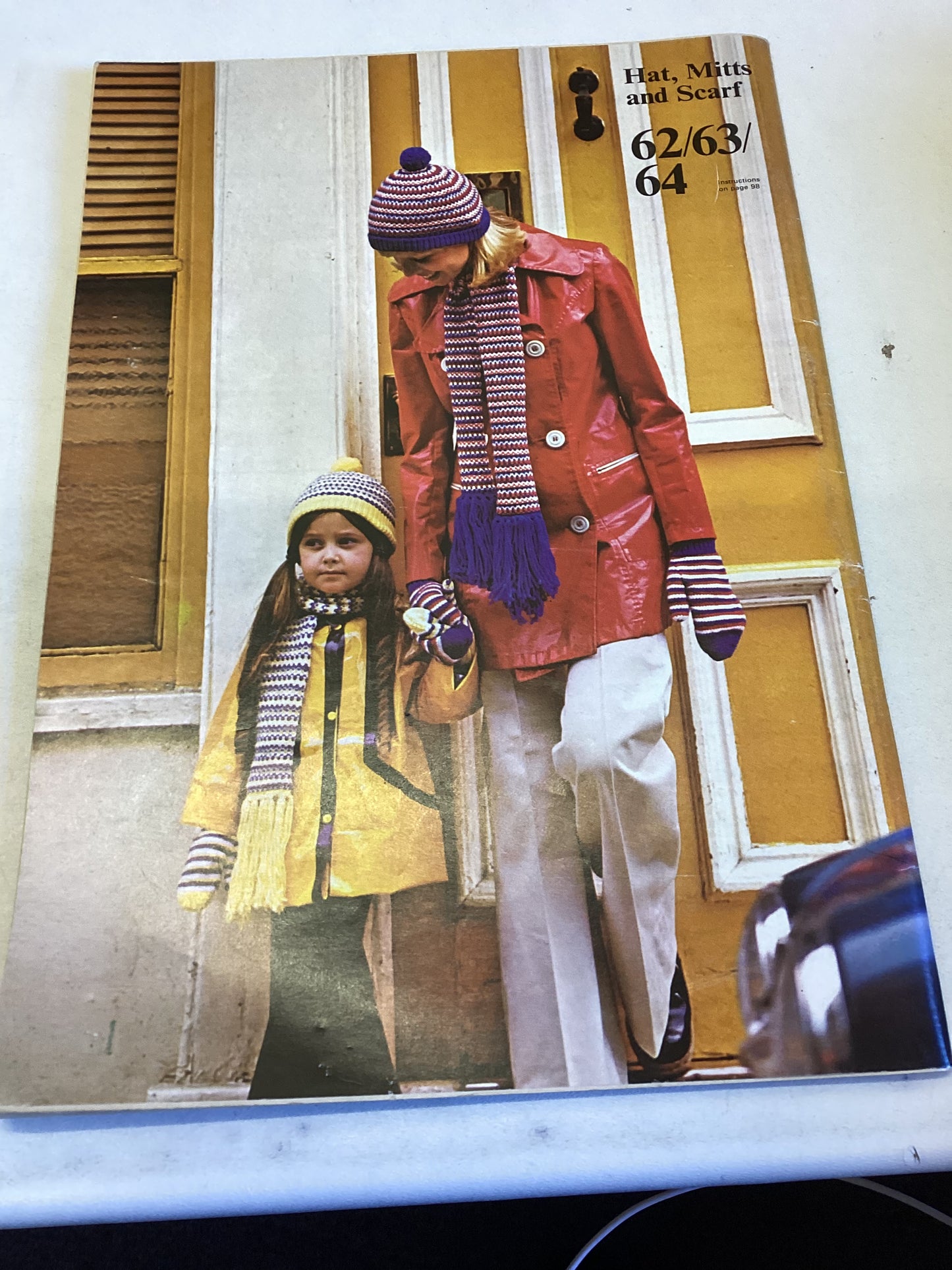 Woolworth Knitting Magazine Issue 4 Patterns For The Family In Knitting and Crochet