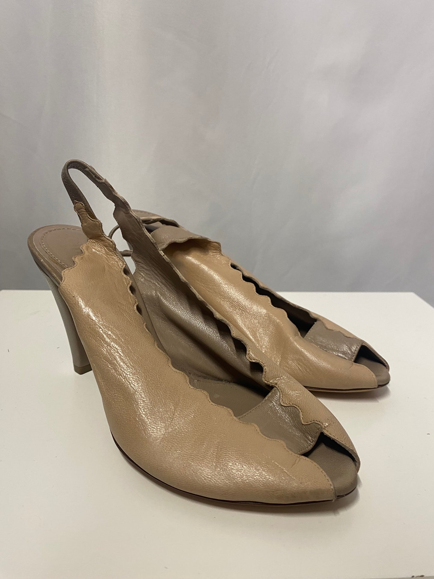 Chloe Nude Vintage Open Toe Slingback Heels 3.5