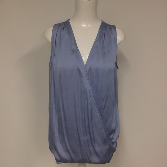 BNWT H&M Mama Nursing Blue Sleeveless V Neck Blouse Size L