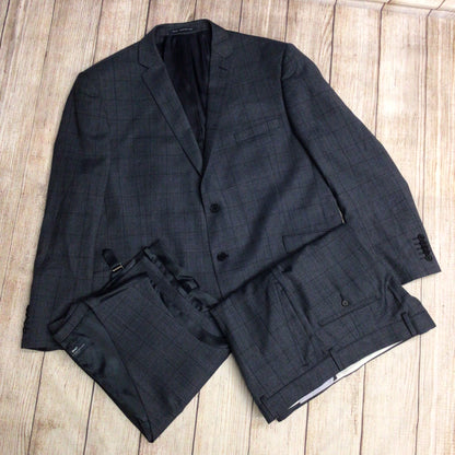 Paul Costelloe Slate Grey 100% Wool 3 Piece Suit Jacket Size 46, Trousers Size 40 (on label)