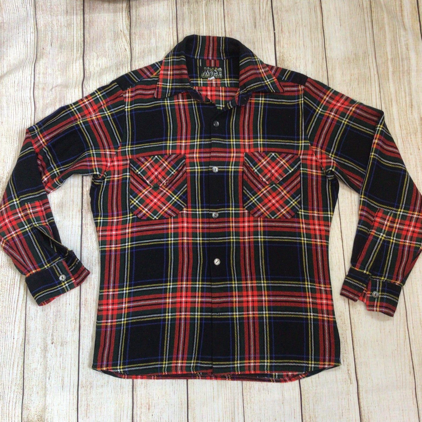 Vintage Moac Red Tartan Plaid Shirt Size L (42cm, 16.5 inches)